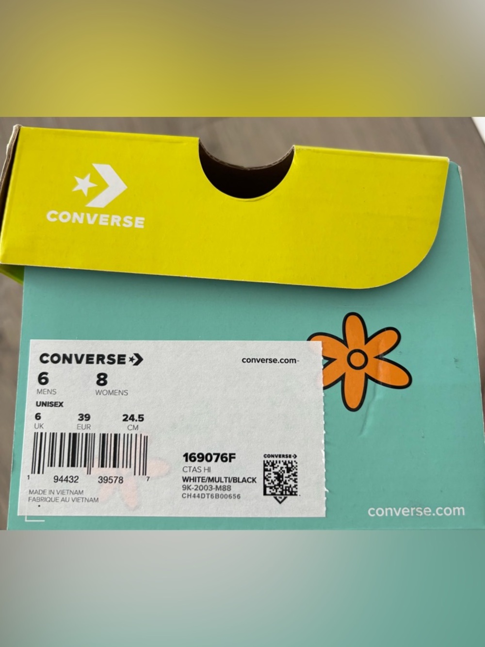 Converse Chuck Taylor All Star Hi Scooby Doo Good Guys Bad Guys NWT - Picture 7 of 7